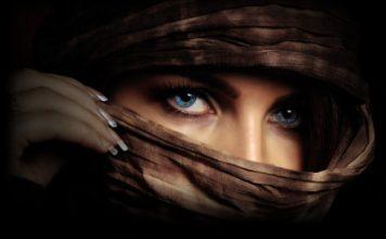 женщина-загадка