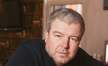 Александр Робак