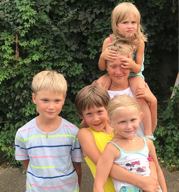 6 детей, 2 жены и ни одного скандала в СМИ: Сергей Горобченко и его многодетная семья.