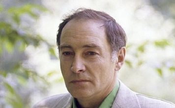 Вячеслав Тихонов