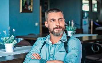 Антон Богатырев