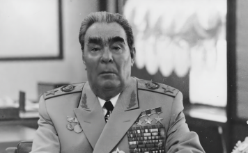 Леонид Брежнев