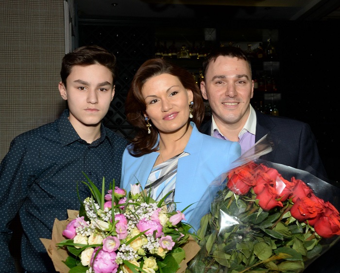 Кирилл Андреев жена и сын