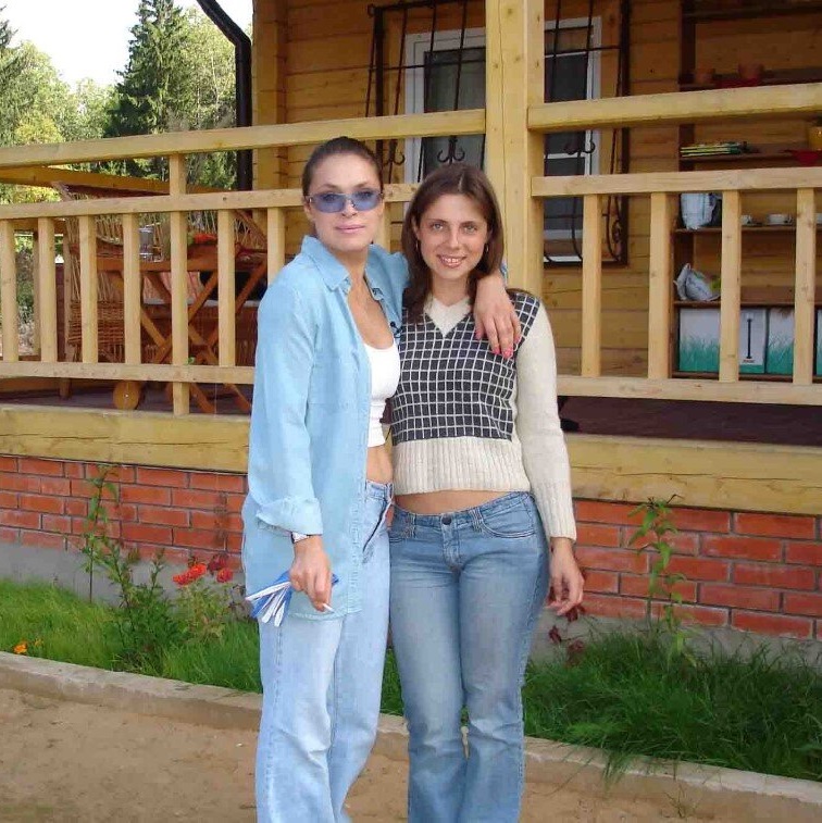 Родила дочку в 41 год, ушла из кино и занялась огородом. Как сейчас живёт актриса Марина Могилевская