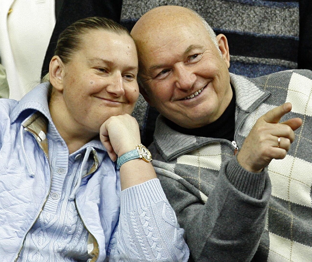 Вдову Лужкова не узнать: Как сейчас выглядит Елена Батурина и ее двое дочерей