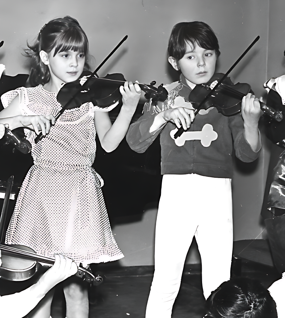 Красивая жена и уже большой сын Андрея Малахова: Как сейчас выглядят супруга и ребенок телеведущего