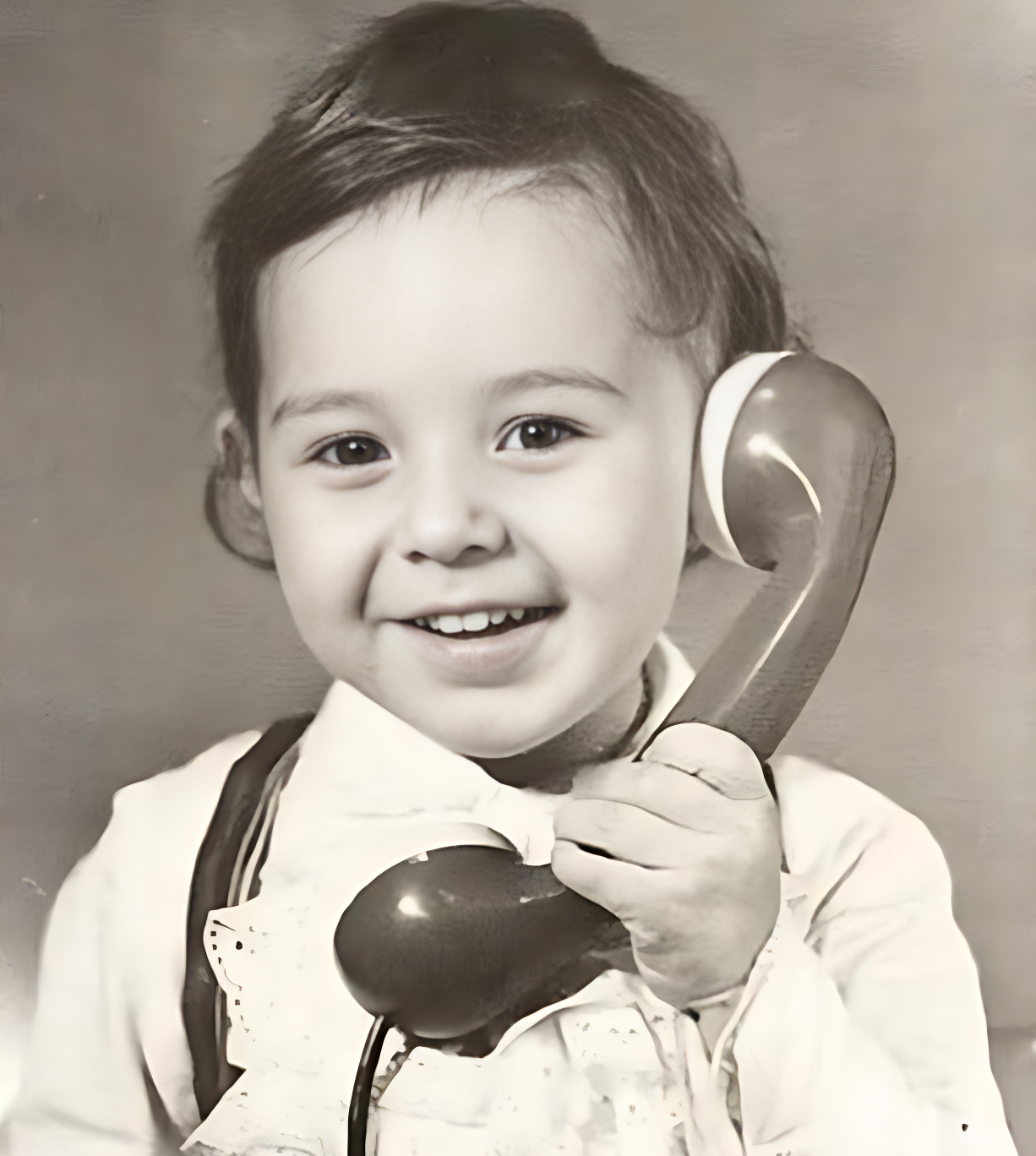 Красивая жена и уже большой сын Андрея Малахова: Как сейчас выглядят супруга и ребенок телеведущего