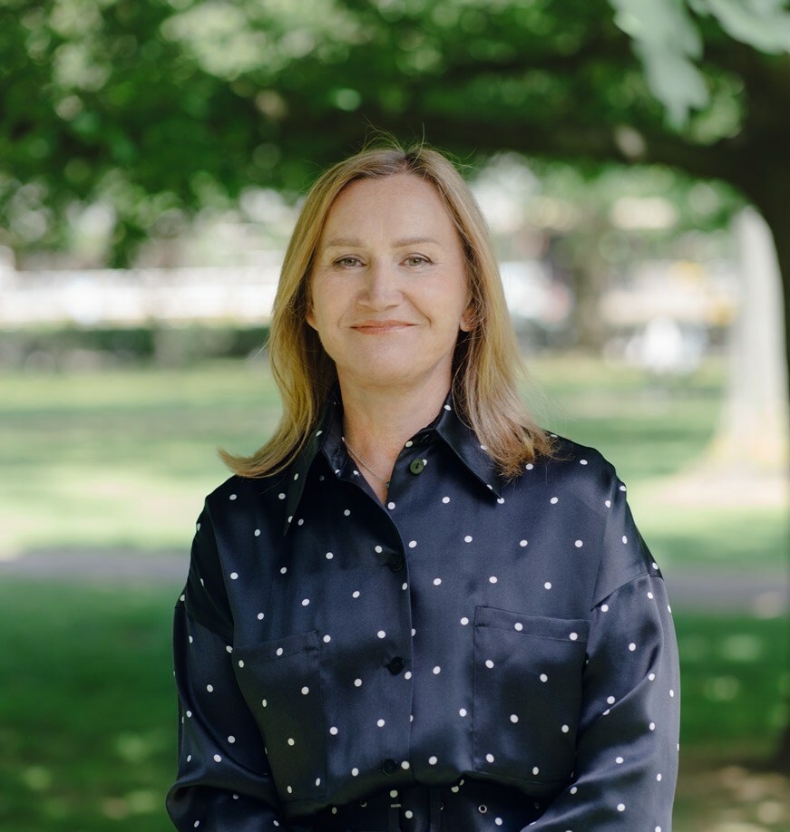 Вдову Лужкова не узнать: Как сейчас выглядит Елена Батурина и ее двое дочерей