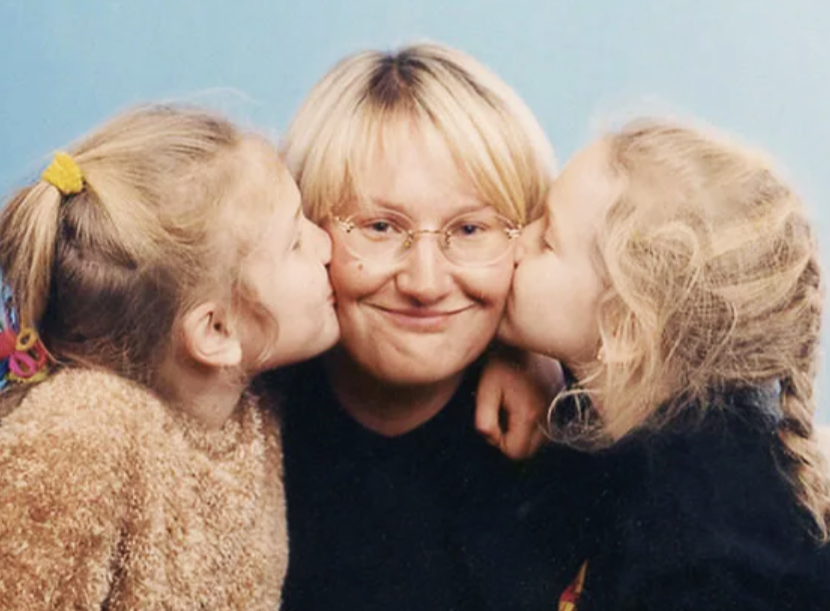 Вдову Лужкова не узнать: Как сейчас выглядит Елена Батурина и ее двое дочерей