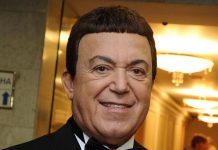 Дочь родила четверых, а сын женился на азиатке и отказался от наследства. Как сейчас живут наследники Иосифа Кобзона и их семьи