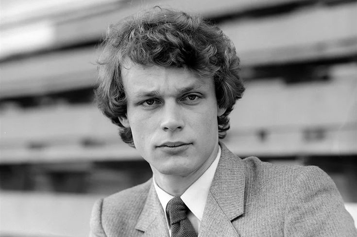 Похожа на маму, отец плакал на свадьбе. Родная дочь Сергея Жигунова от Веры Новиковой. Что о ней известно?