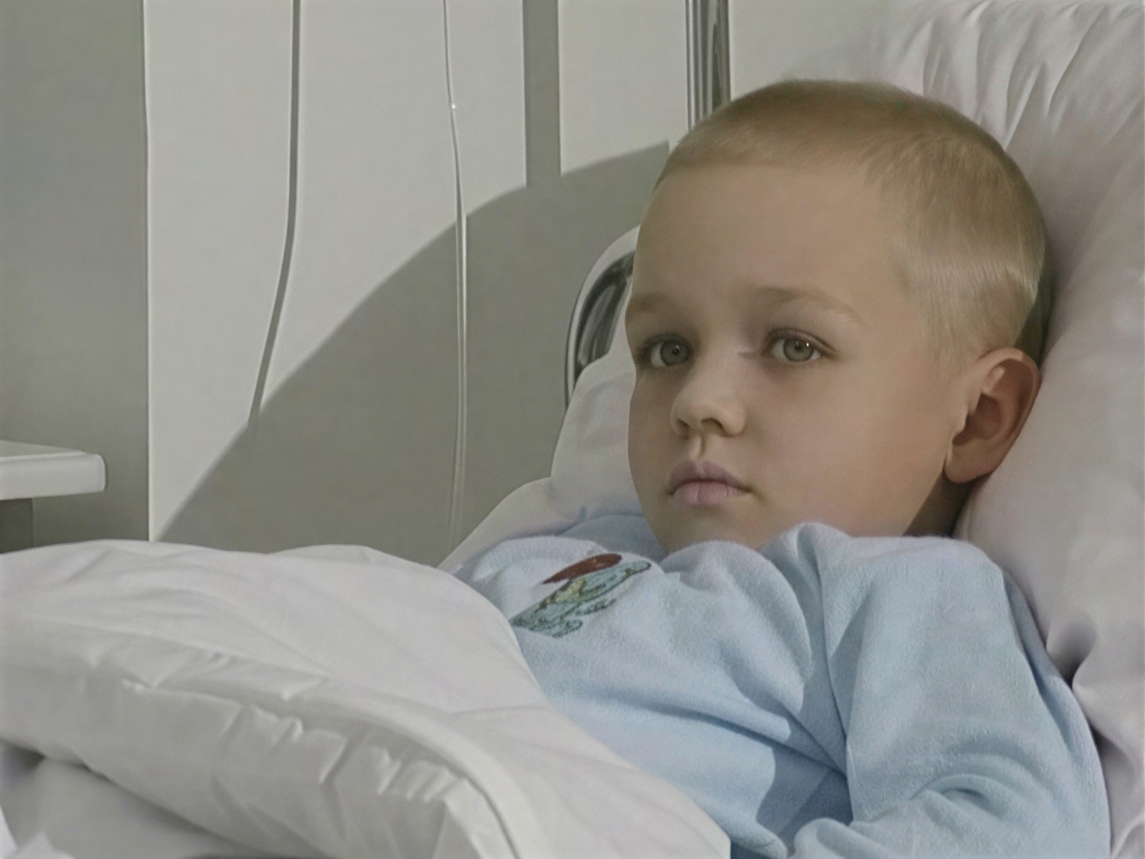 Милый ребёнок превратился в 29-ти летнего мужчину. Как вырос сероглазый красавчик Александр Сигуев