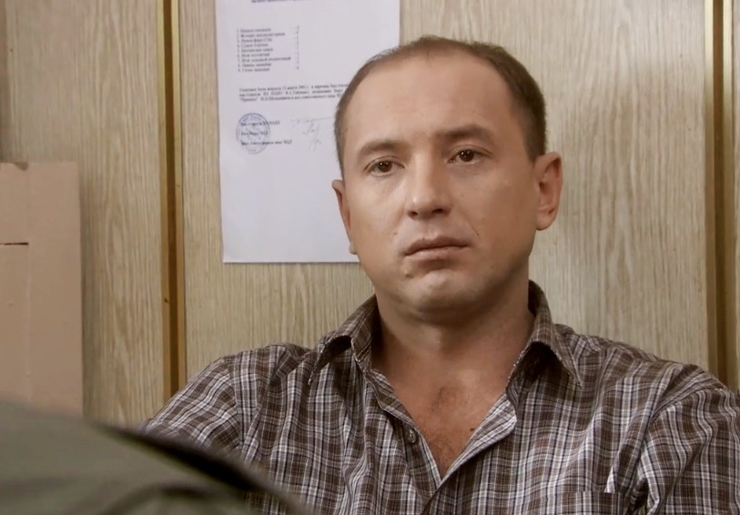 Красавица-жена, с которой 18 лет вместе и яркая роль в сериале "Пес". Как сейчас живет Михаил Жонин