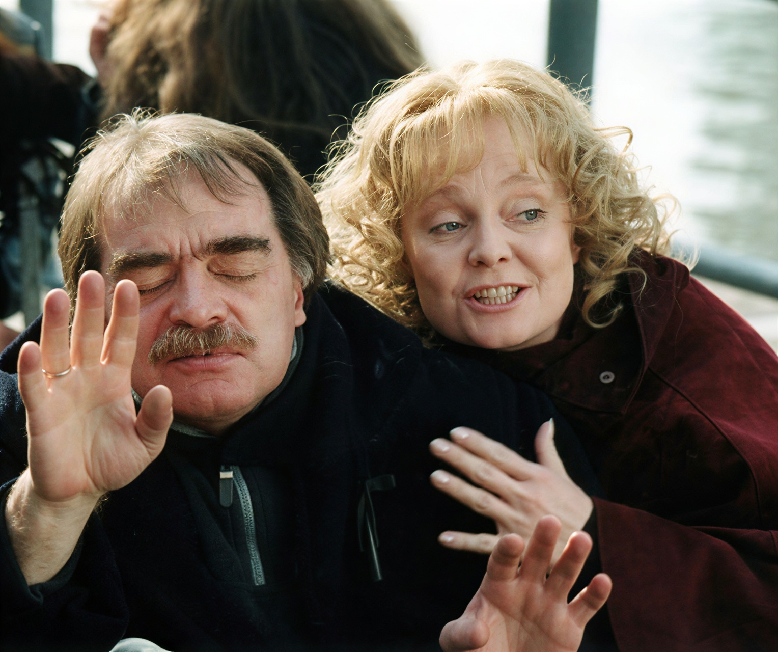 19 лет назад Наталья Белохвостикова с мужем усыновили мальчика. Как сейчас он выглядит в свои 22 года