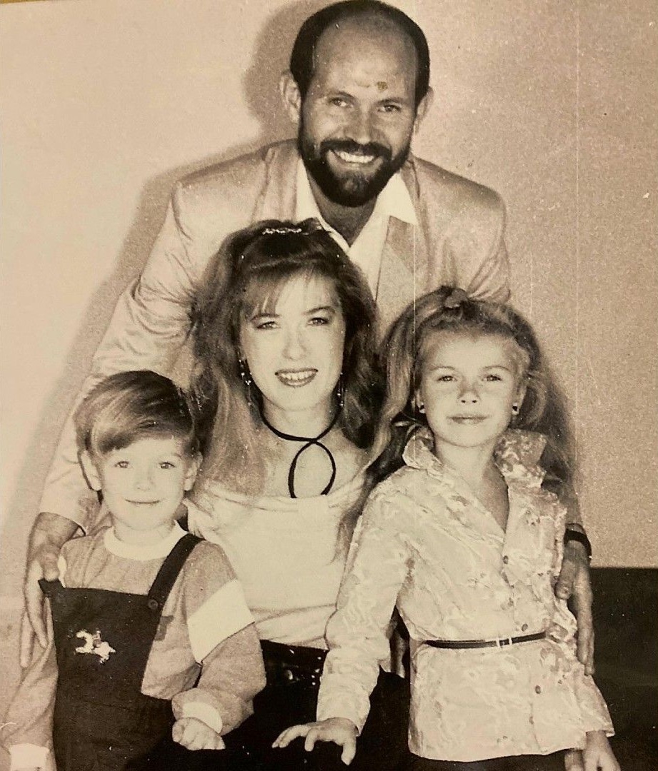 40 лет, ни мужа, ни детей. Почему не сложилась личная жизнь "нашей Шэрон Стоун" Виктории Масловой