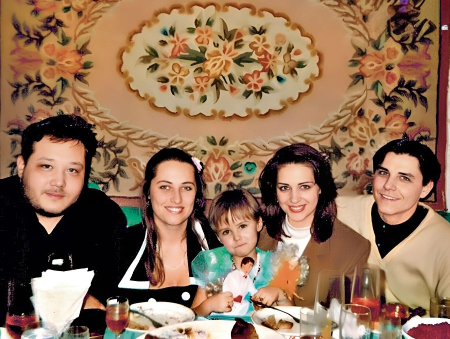 Красота по наследству: Как выглядит Светлана Шиловская - мама Аглаи Шиловской и тёща Александра Устюгова