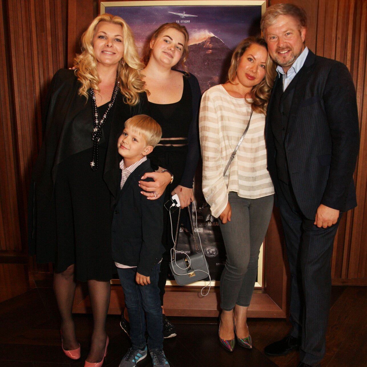 Похудела и попала в Книгу рекордов Гиннесса. Уже взрослая дочь-красавица Валдиса Пельша от первой жены