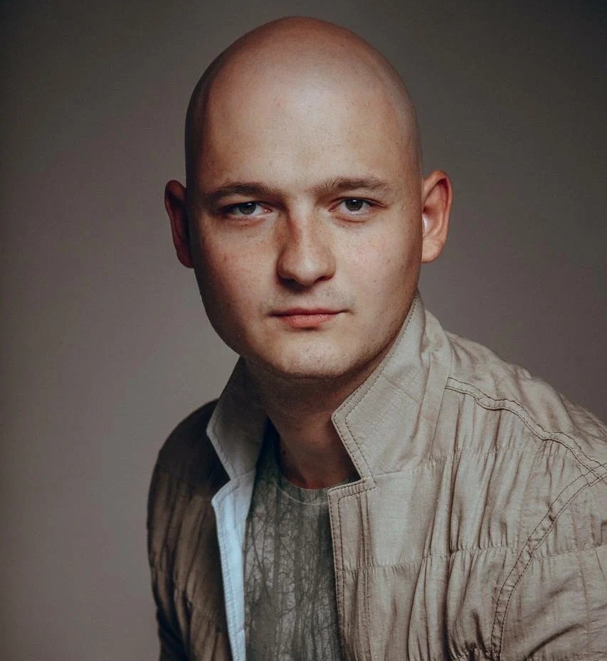 Сын Сергея Пускепалиса вырос его копией и стал знаменитым актером. Как сегодня живёт Глеб Пускепалис