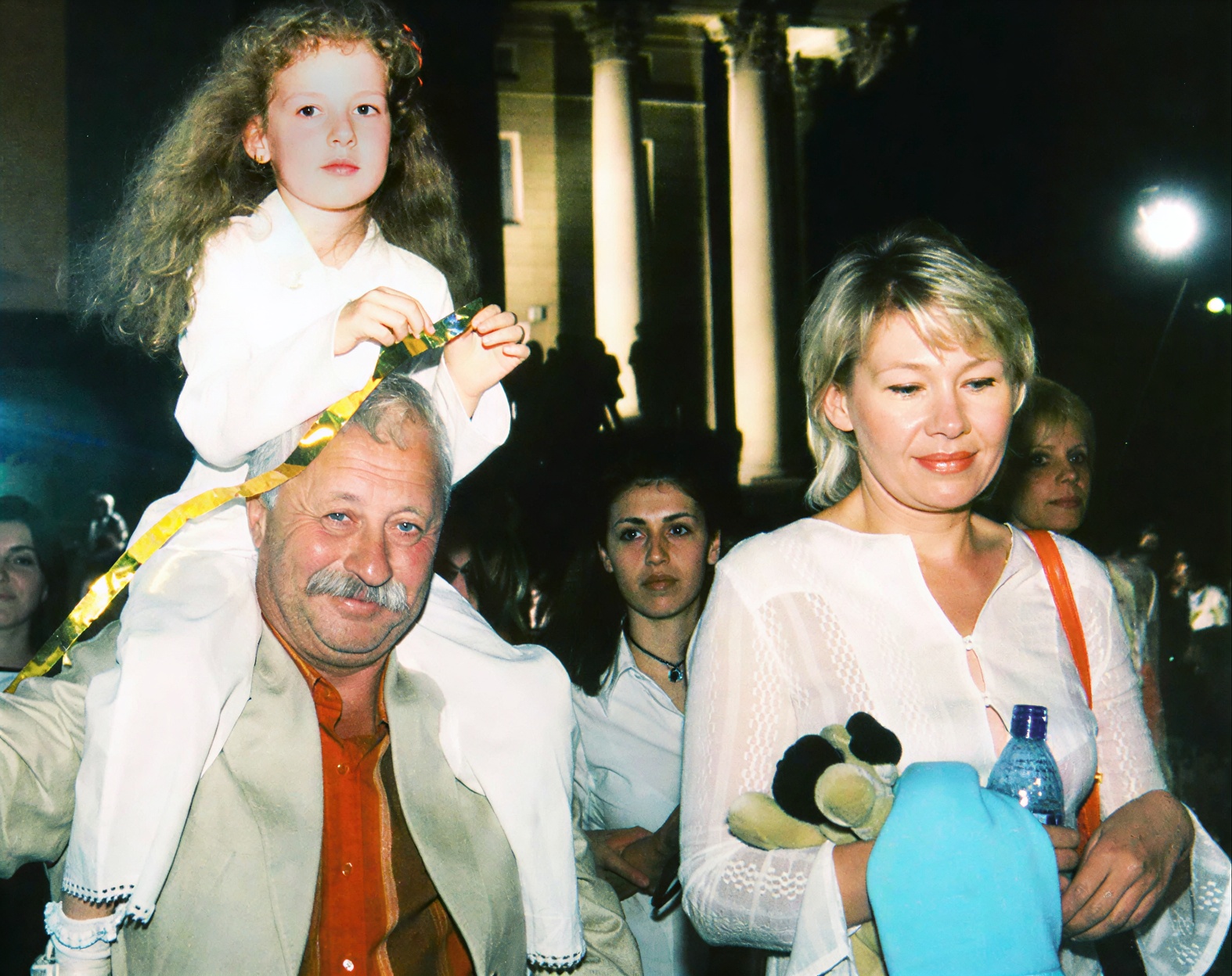 Жена живёт отдельно, дети отказались от фамилии: Семейные перипетии 80-летнего Леонида Якубовича