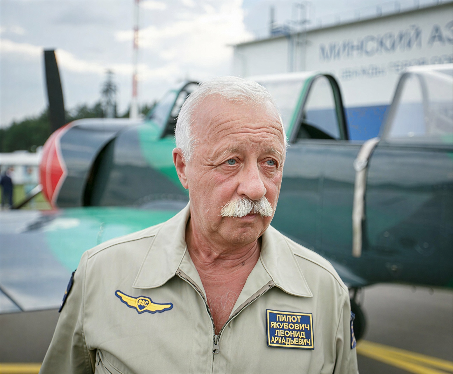 Жена живёт отдельно, дети отказались от фамилии: Семейные перипетии 80-летнего Леонида Якубовича