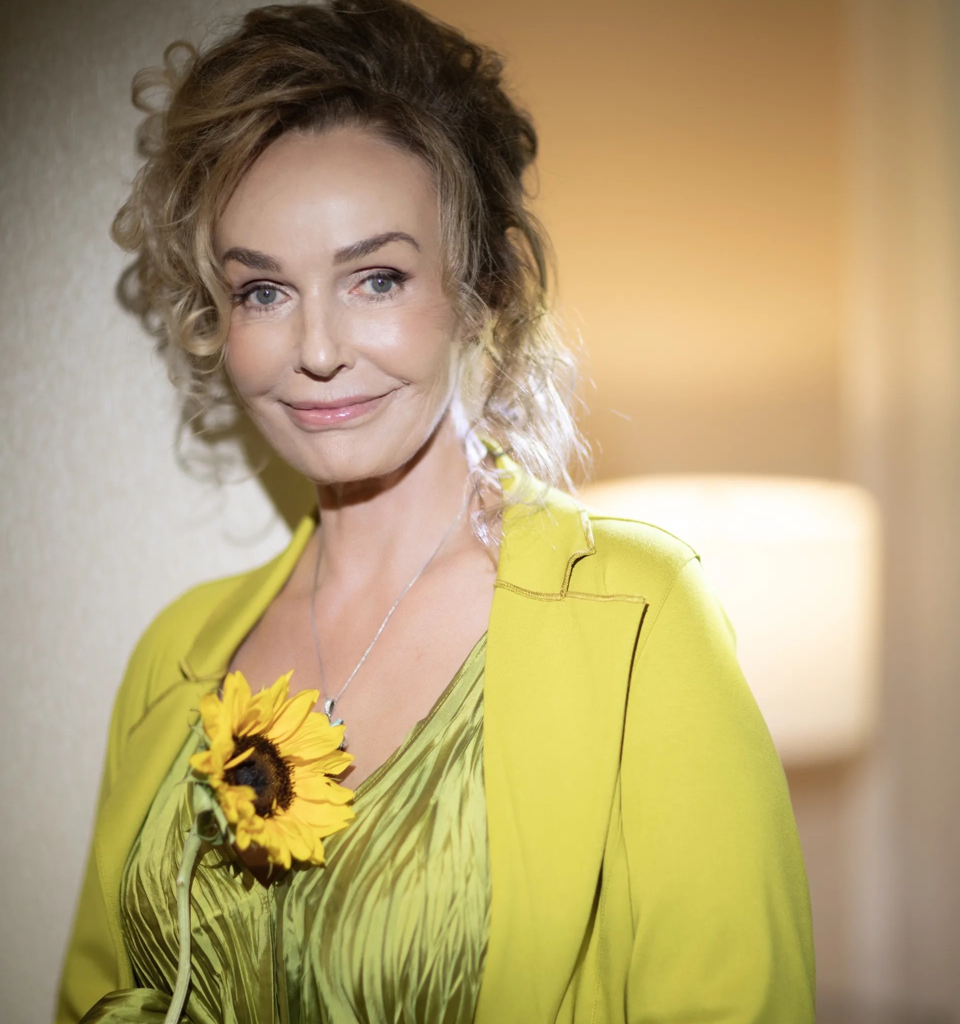 Родила в 17 и не говорит по-русски. Как сейчас выглядит дочь Натальи Андрейченко от оскароносного актера