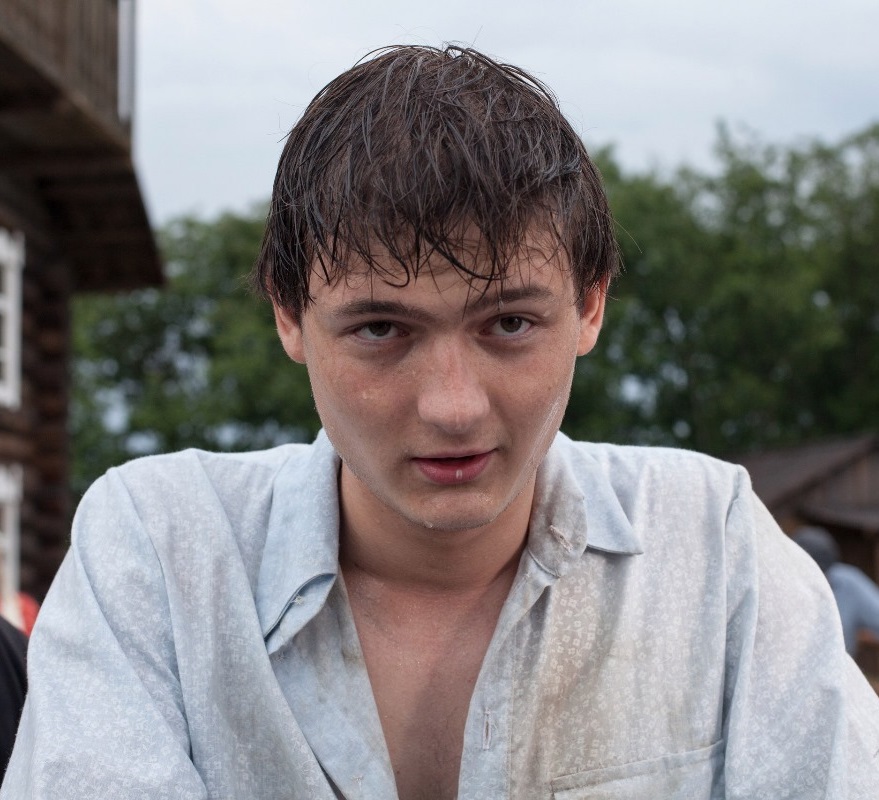 Сын Сергея Пускепалиса вырос его копией и стал знаменитым актером. Как сегодня живёт Глеб Пускепалис