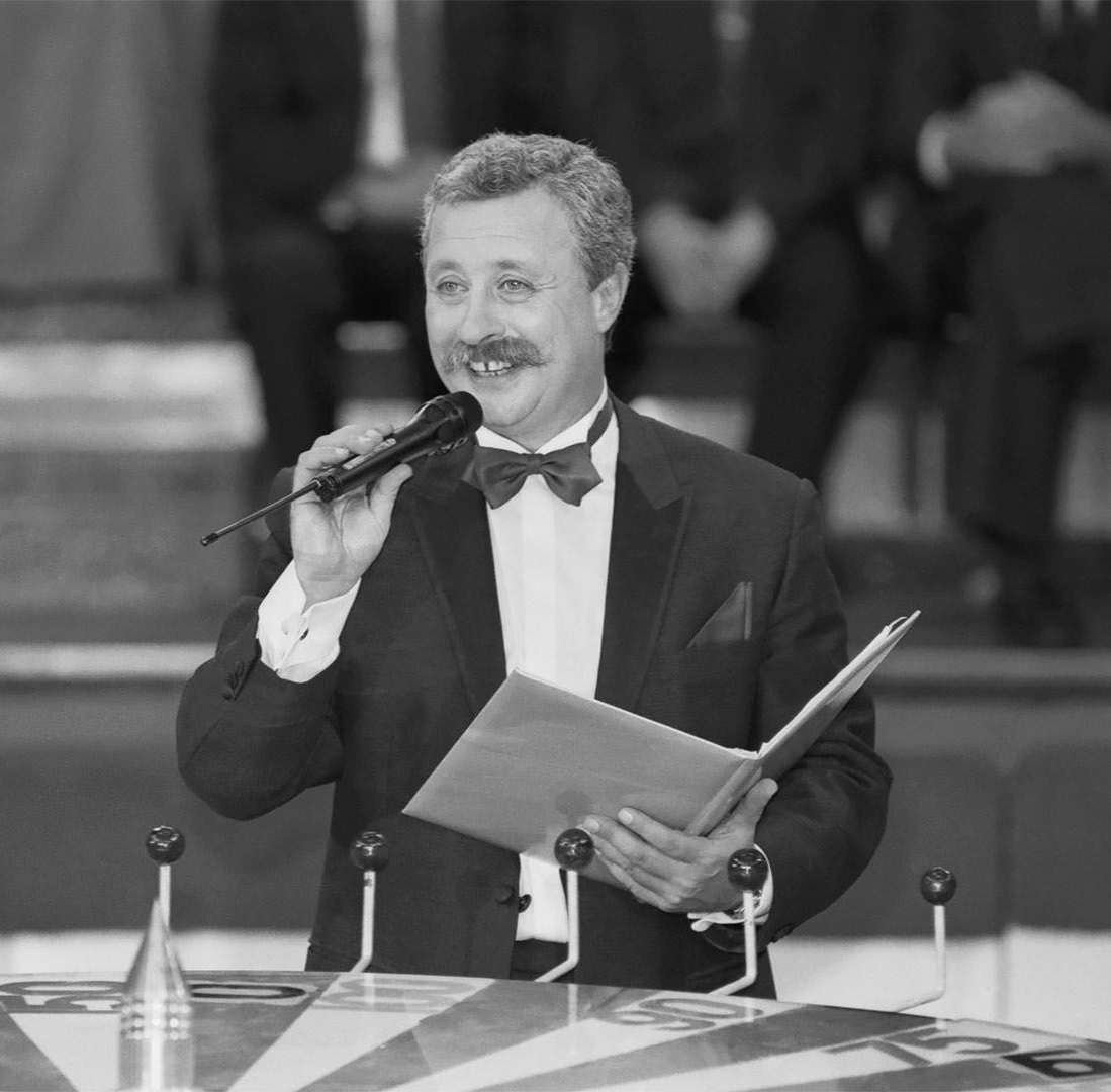 Жена живёт отдельно, дети отказались от фамилии: Семейные перипетии 80-летнего Леонида Якубовича