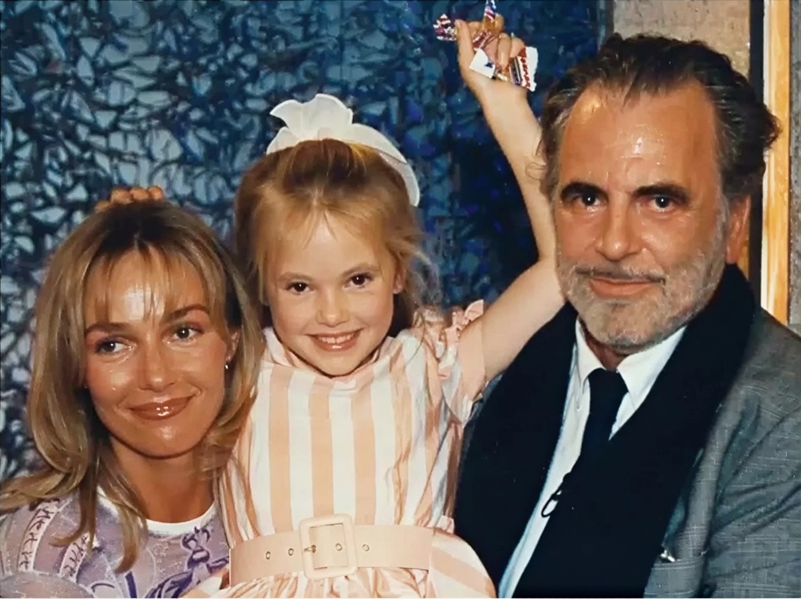 Родила в 17 и не говорит по-русски. Как сейчас выглядит дочь Натальи Андрейченко от оскароносного актера