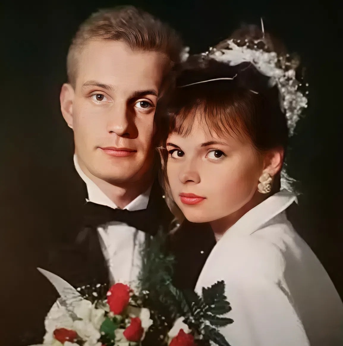 Жена-миллионерша, служба в десанте и дети с редкими именами: Как сегодня живет Игорь Филиппов