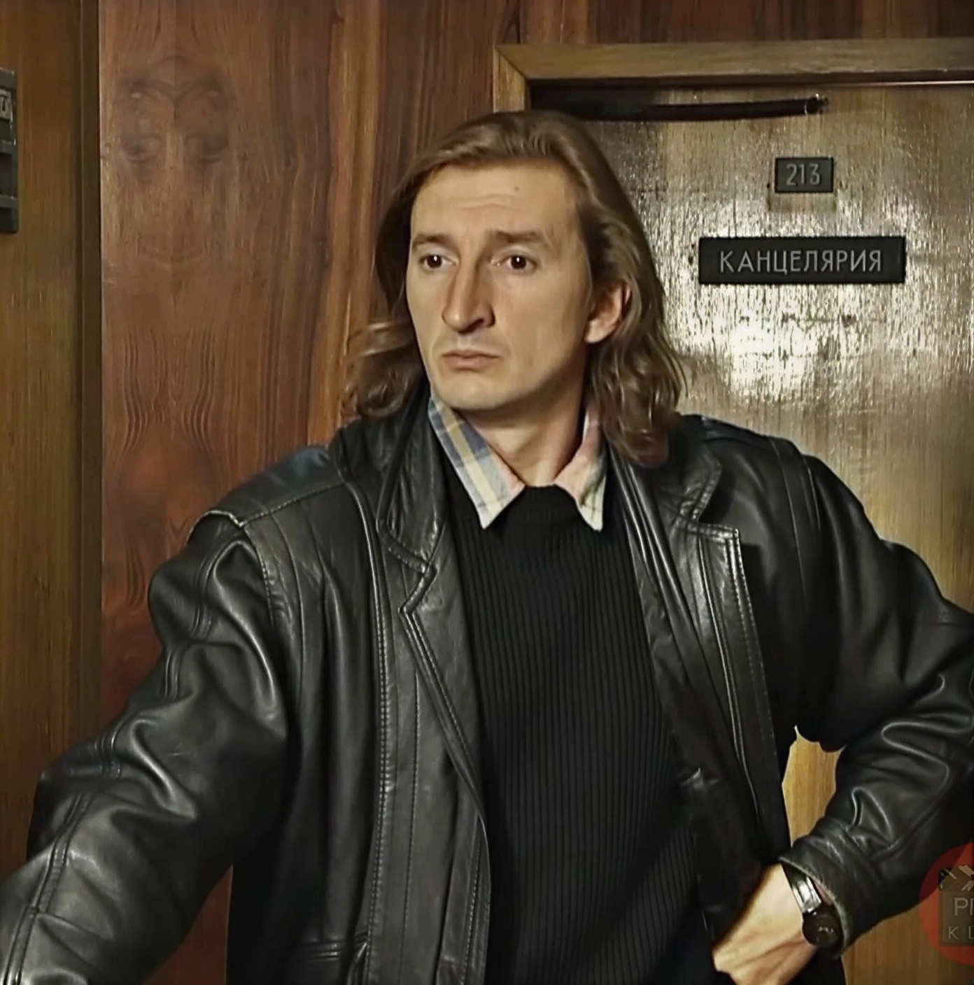 Служил в стройбате, 45 лет в браке с одной женщиной, сын - знаменитая модель. Как сегодня живет Александр Лыков