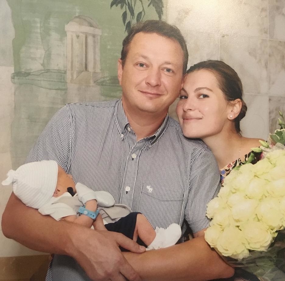 Уже совсем взрослые: Как выглядят дети Марата Башарова от разных браков