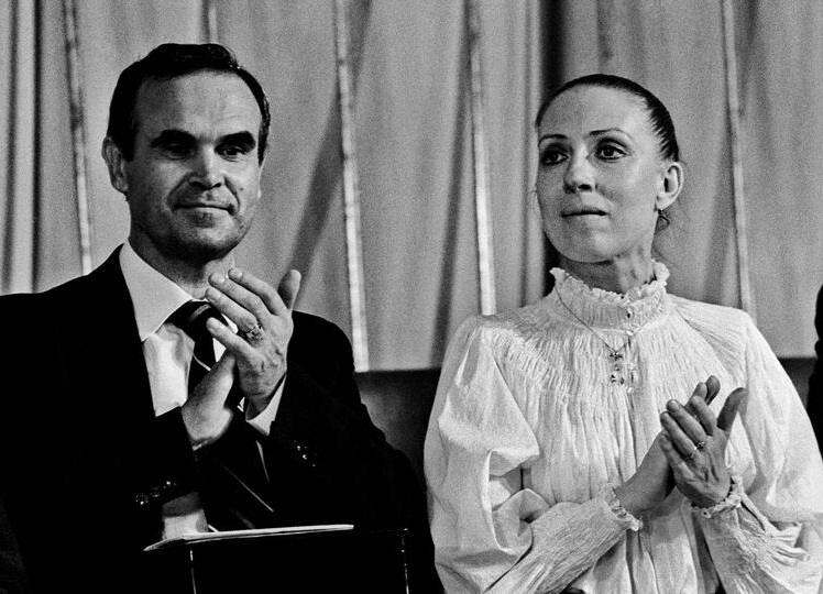 Почти 50 лет, но детей так и нет. Как сейчас живёт Иван Панфилов - сын Инны Чуриковой и Глеба Панфилова