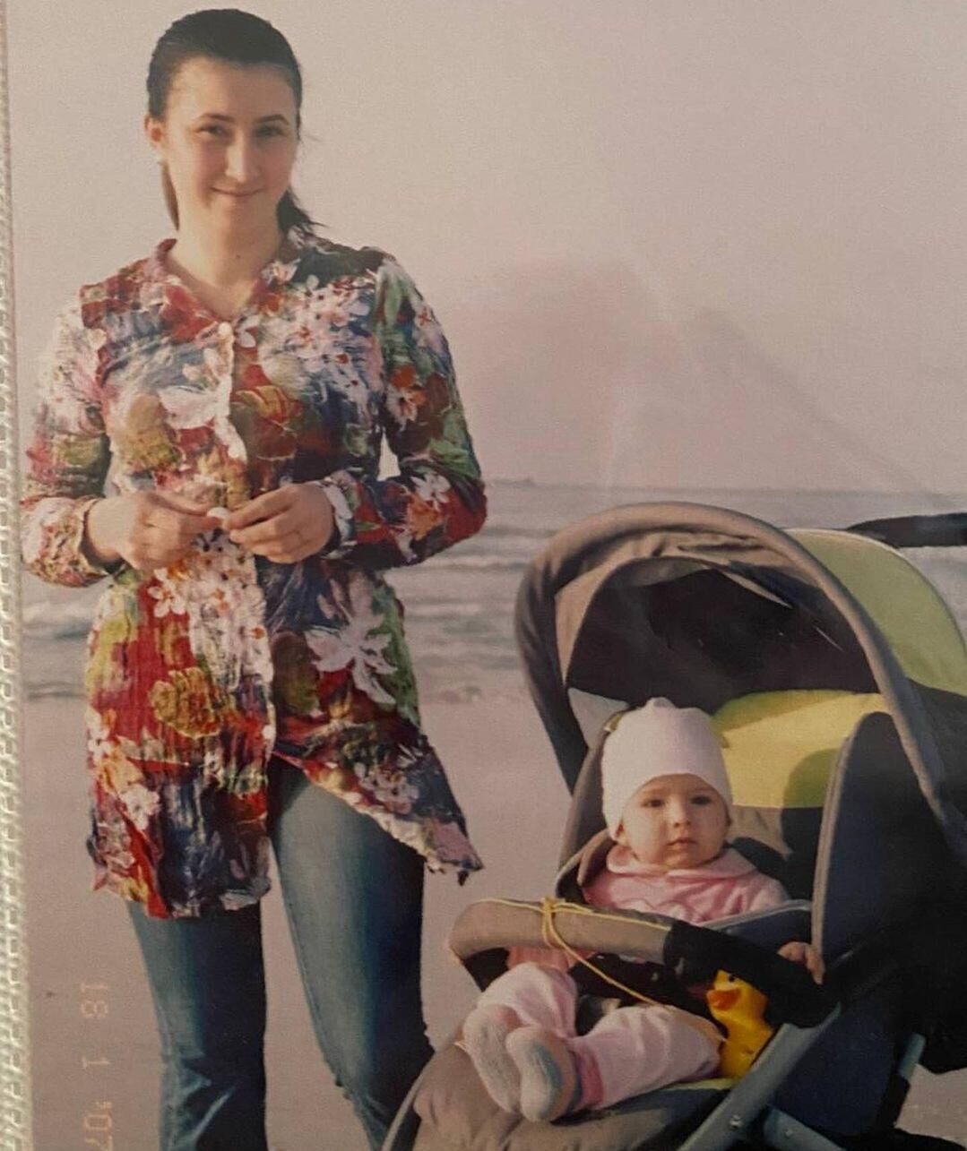 Мама-бизнесвумен и отец-полковник. Как выглядят и живут родители Камилы Валиевой