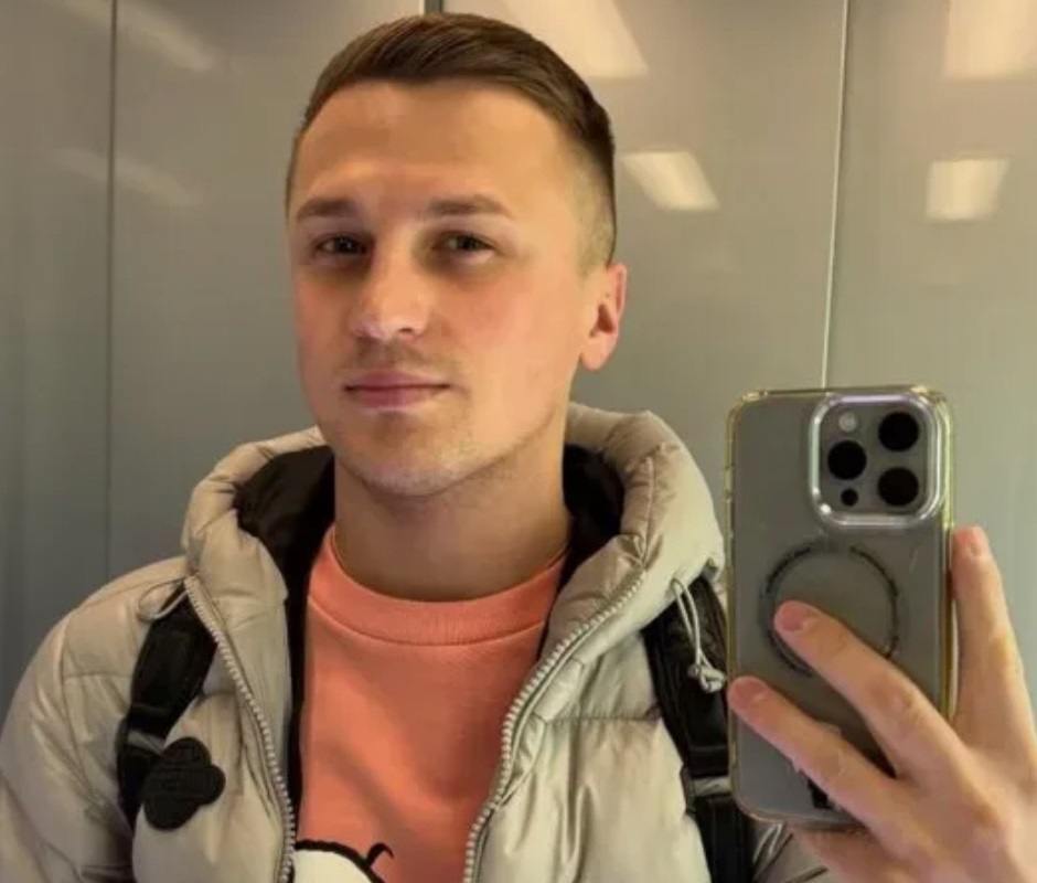 20-ти летний красавец, вылитый папа. Каким вырос сын Николая Баскова и Светланы Шпигель