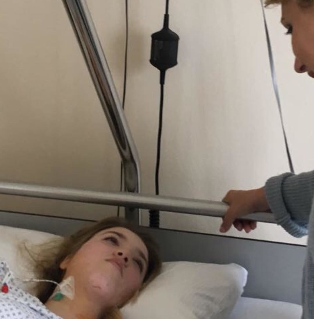 Жених бросил перед свадьбой, отдала дочь в закрытый пансион: Елена Воробей в 58 лет до сих пор одна
