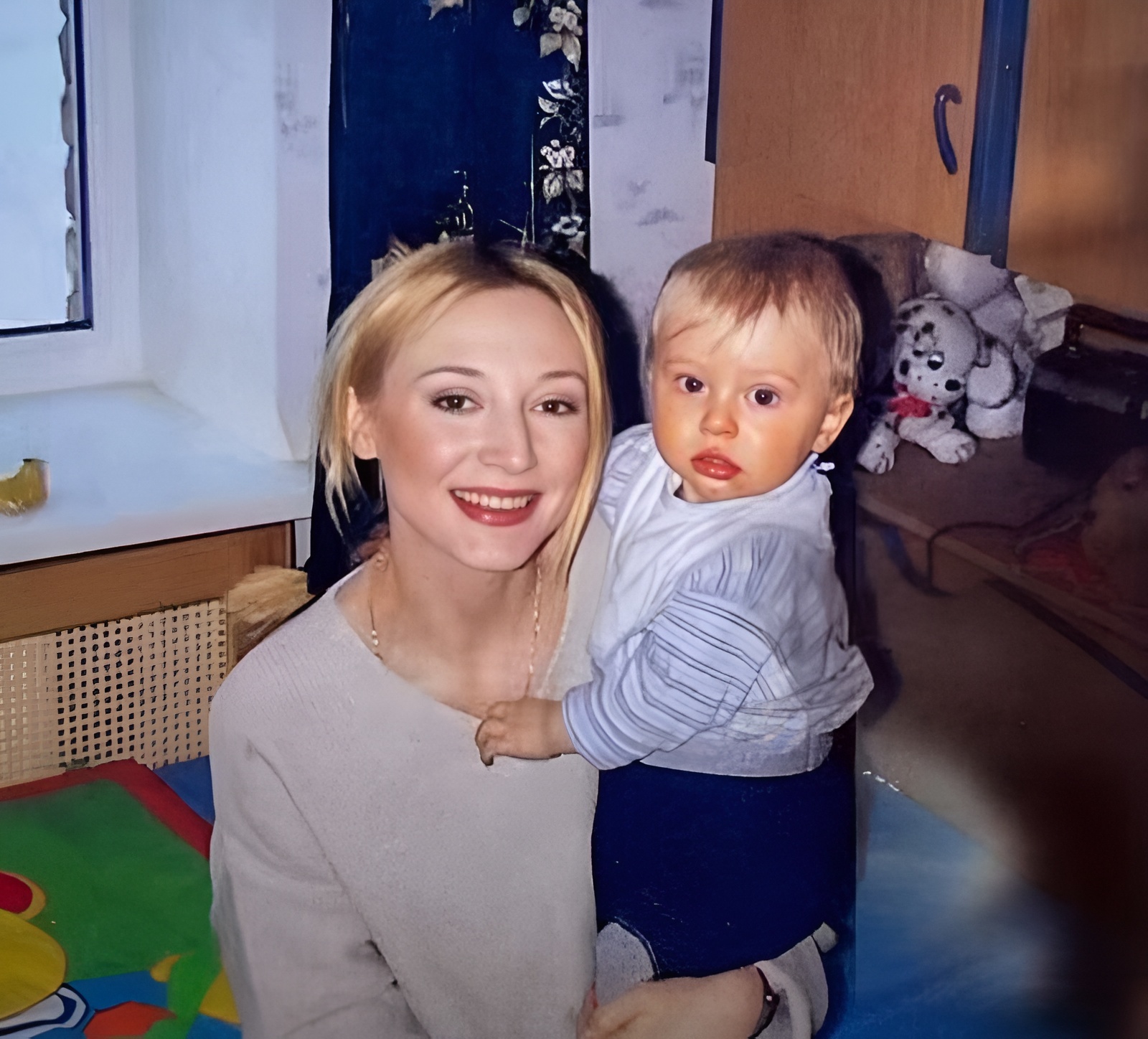 28-ми летний красавец, не похож ни на маму, ни на отца. Как выглядит сын Кристины Орбакайте и Руслана Байсарова