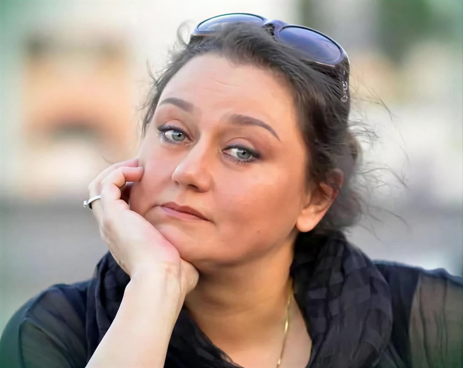 Обнаружила тело мамы с ножом, чуть не угодила в психбольницу, но её спас Меньшиков: Судьба Маргариты Шубиной