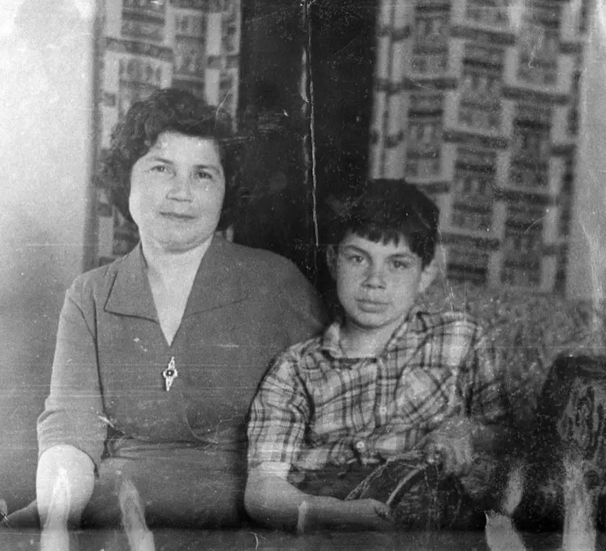 Ухаживала за больной свекровью, пока муж строил новую семью: Бывшей жене Газманова 74 года