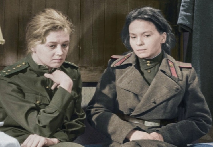 Потеряла сначала дочь, потом мужа. Внук остался сиротой: Судьба актрисы "Офицеров" Натальи Рычаговой