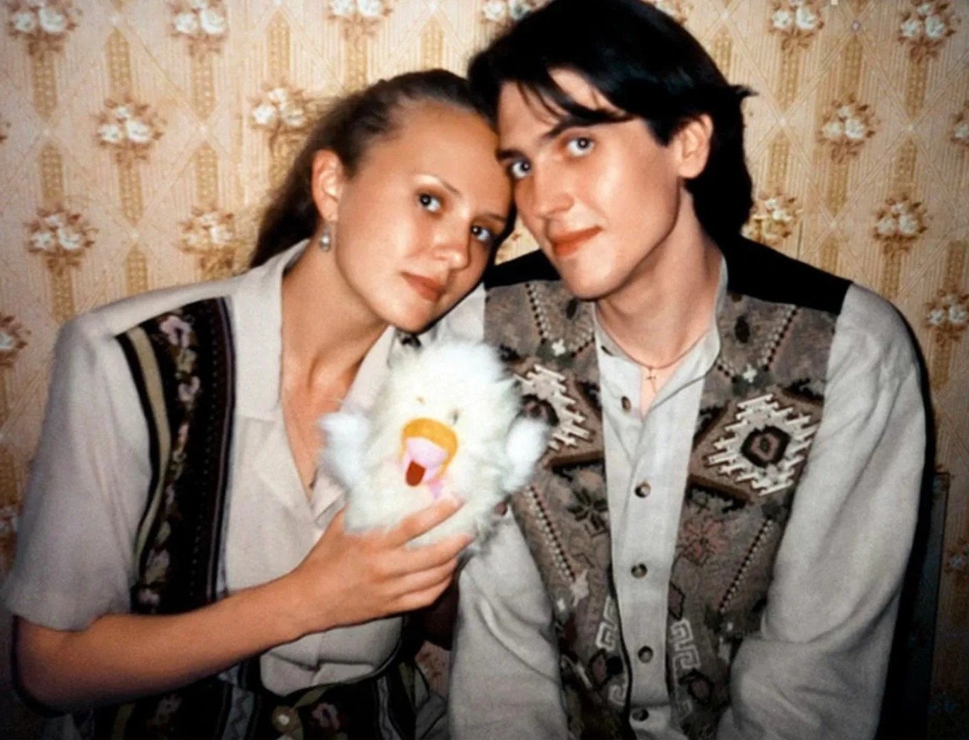 Забыли отца и взяли фамилию матери. Как выглядят 25-летние сыновья-близнецы Дениса Матросова, которых вырастил Джигурда
