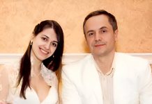 15-летняя девочка — красавица с голубыми глазами. Как выглядит любимая дочь Андрея Соколова от Ольги Поповой
