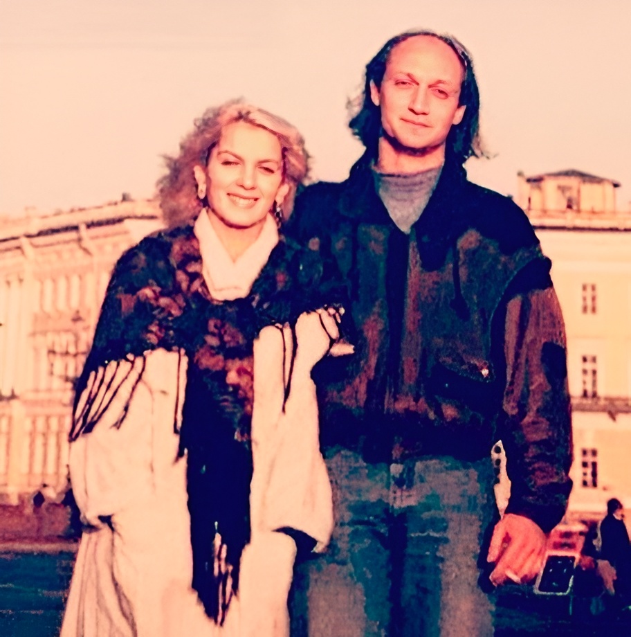 Родила пятого ребенка и скрывает отца. Тайно вышла замуж за Ярослава Бойко. Мария Порошина обрела личное счастье