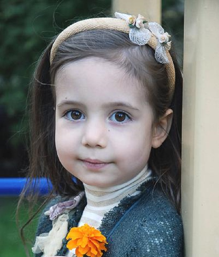 Стала звездой в 6 лет, бросила кино и в 23 года вышла замуж: что стало с Луизой-Габриэлой Бровиной