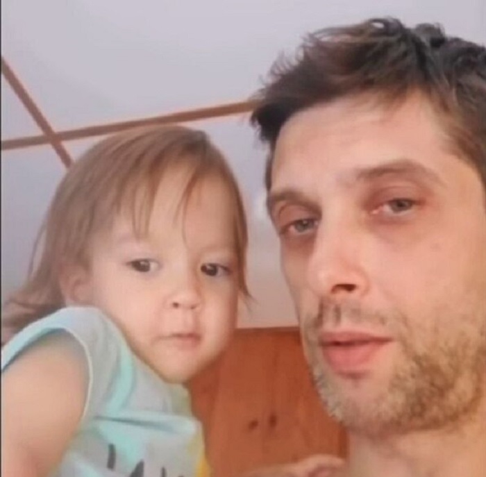 В 18 лет родила от дворника, который прикинулся реставратором: Как выглядит 47-летний сын Веры Сотниковой