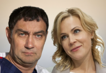 35 лет вместе с единственной женщиной и две дочки-красавицы. Как выглядит семья Константина Юшкевича