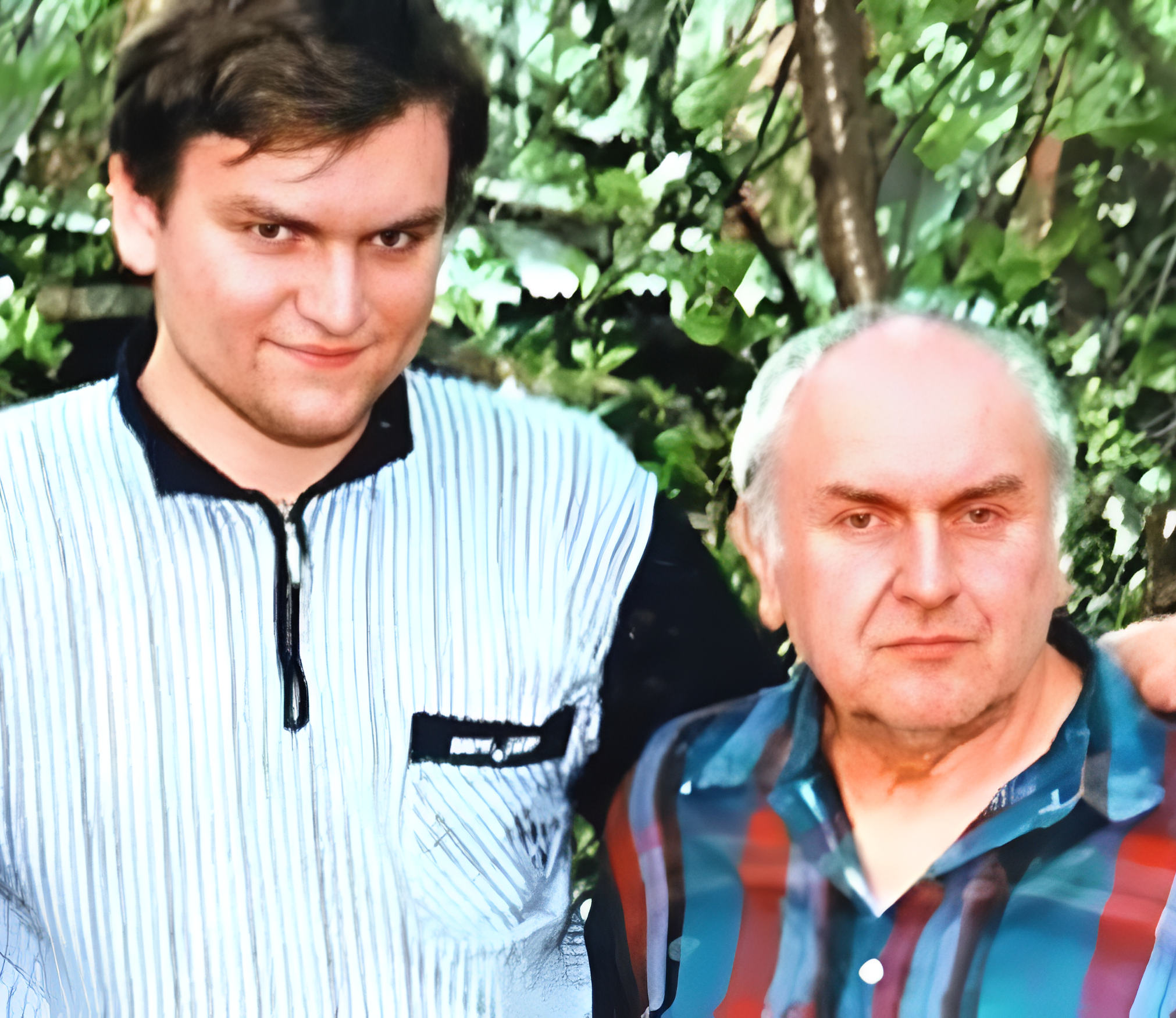 Вырос выше двух метров, живет затворником в Польше. Как сейчас выглядит 50-летний "поздний" сын Анны Герман