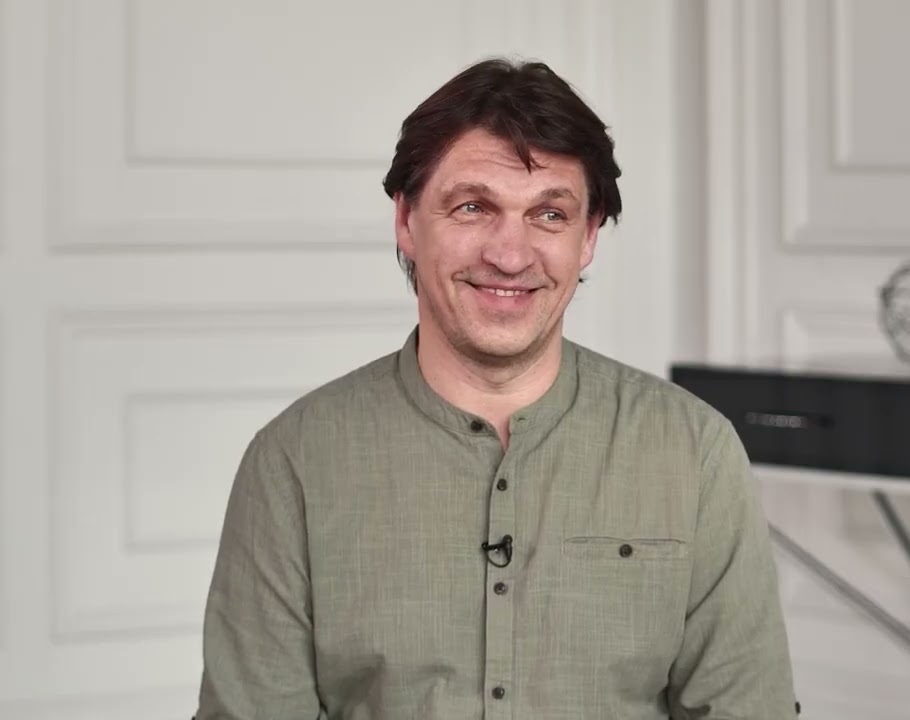 Зависимость, тяжелая болезнь, два развода и дочка от Пеговой. Куда пропал актер Дмитрий Орлов