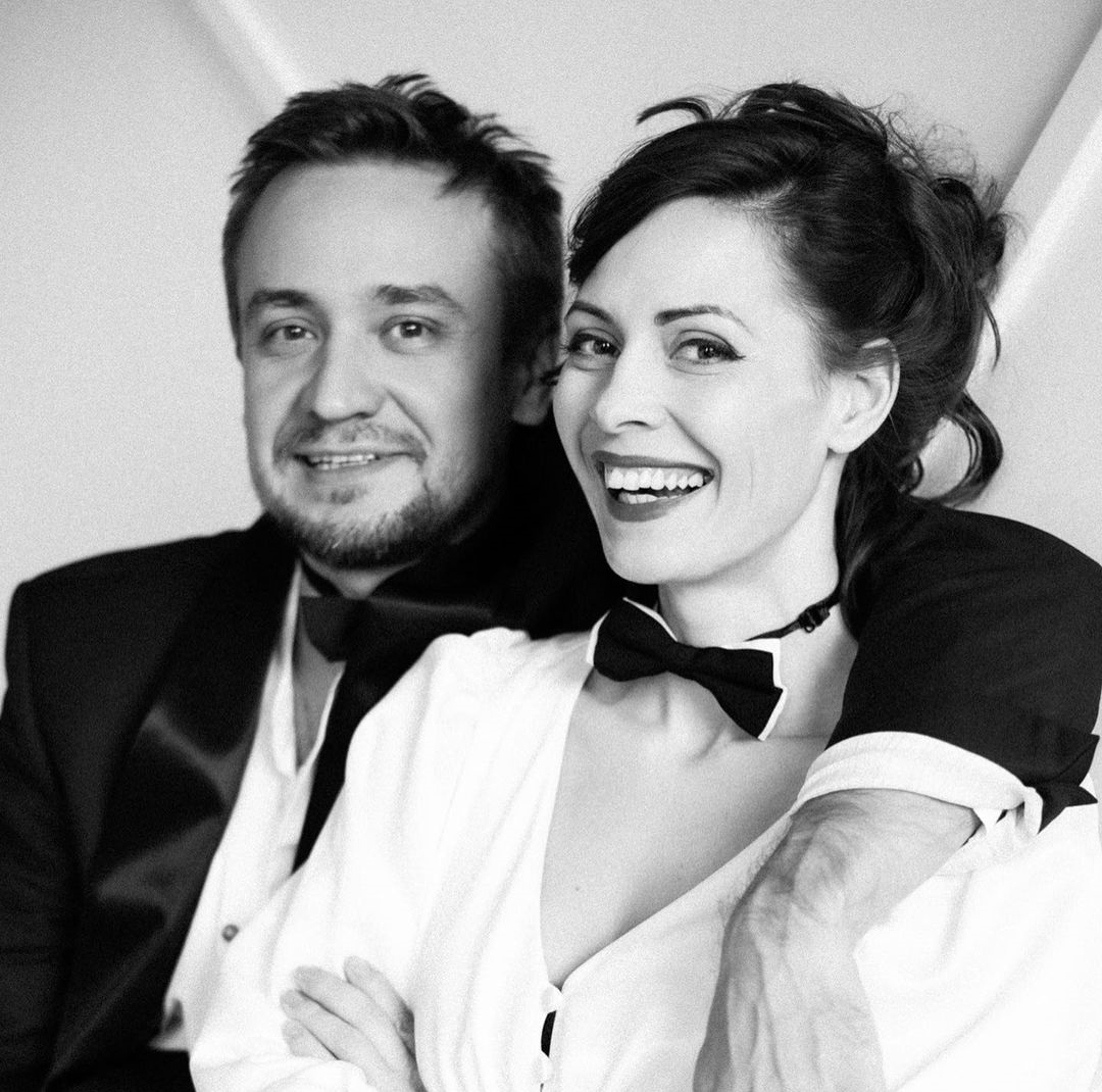 Ушел от жены к подруге - актрисе, которая сама сделала ему предложение: Кирилл Жандаров его жена и дети