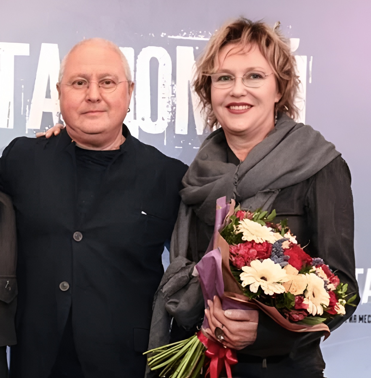 Постарела до неузнаваемости, осталась одна без детей и мужа. Как сейчас живет Ирина Розанова