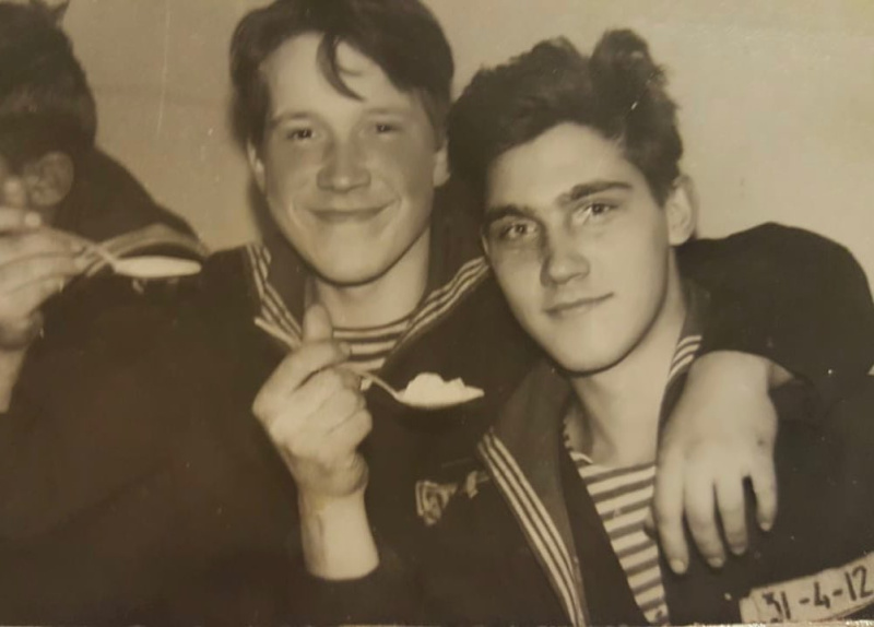 20 лет назад бросил жену с маленькими детьми и ушёл к известной актрисе. Как сегодня живет новая семья Алексея Кравченко